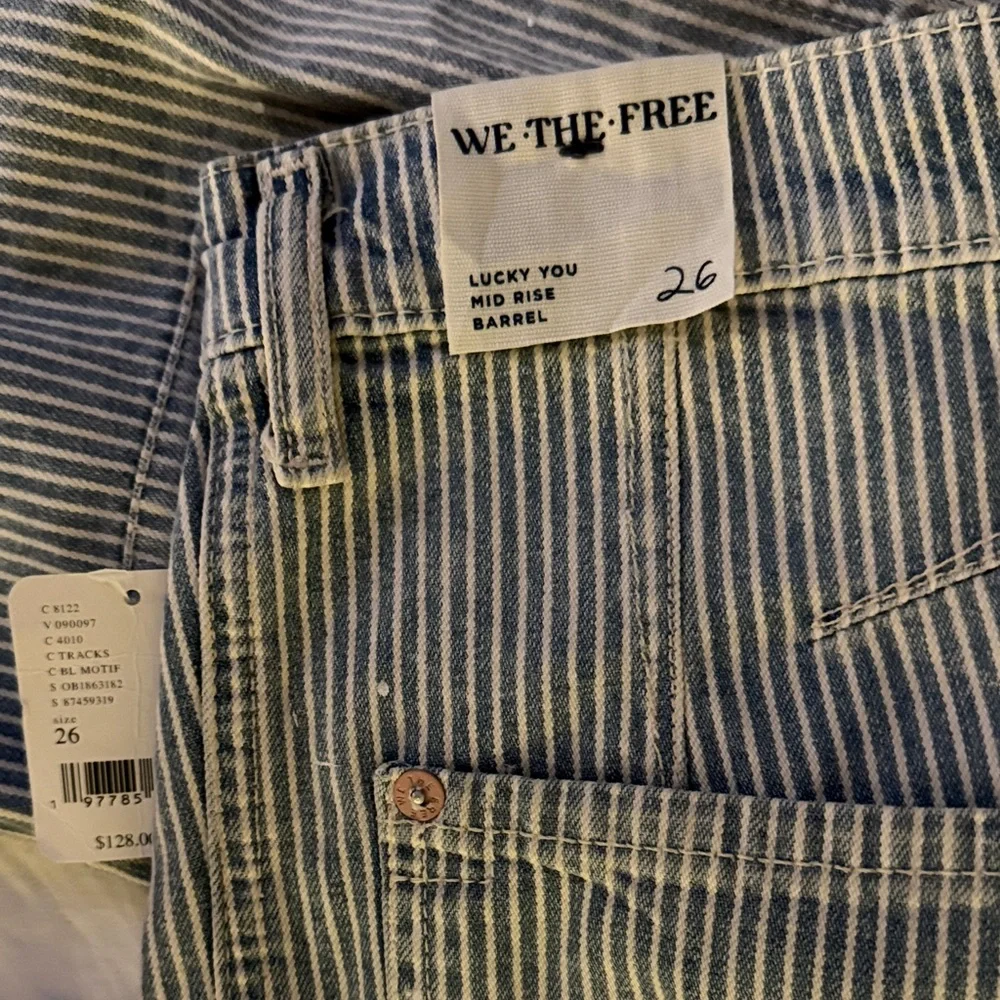 NWT Free people good luck mid rise stripe barrel jeans - Picture 7 of 7